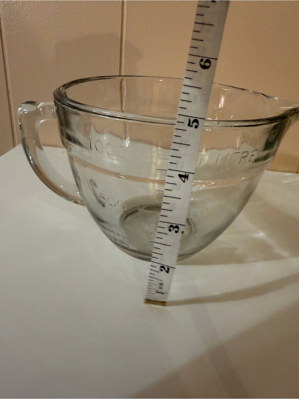 Pampered chef 1 qt 4 cups clear Glass Measuring Bowl with Pour Spout - Picture 2 of 4